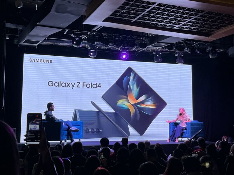 Lanzamiento-Samsung-Galaxy-Z-1